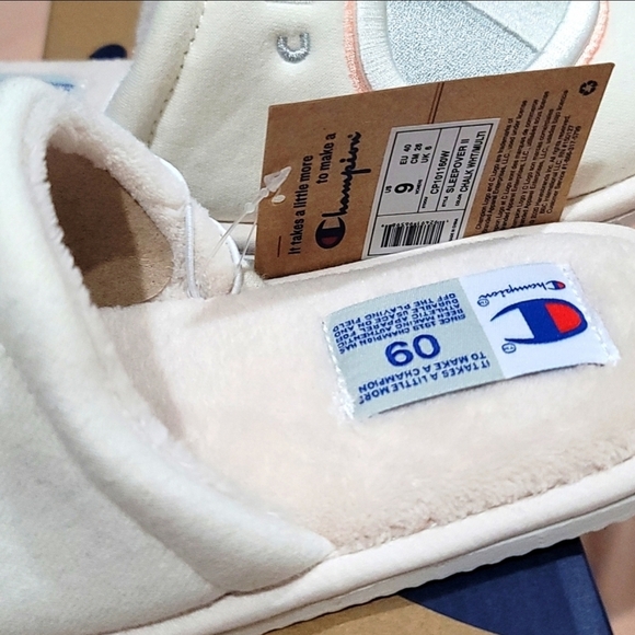 Champion White Logo Slippers | Size 9 NWT Cozy Sleepover II Jersey Knit Comfy - Picture 7 of 12